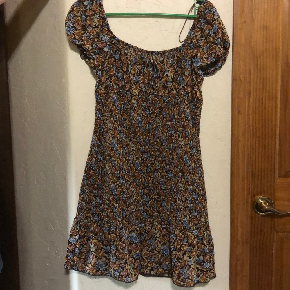 Adorable ruched, autumn mini dress